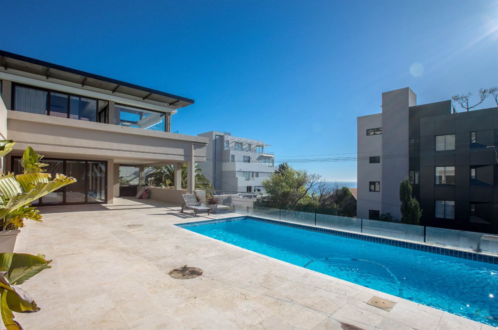 6 Bed Apartment in Bantry Bay photo number 1