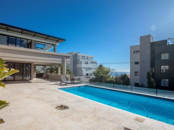 6 Bed Apartment in Bantry Bay
