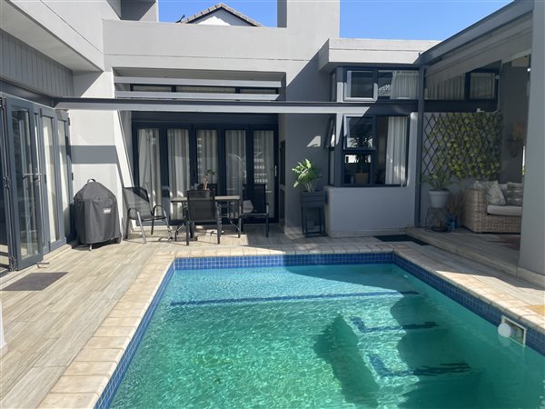 4 Bedroom House 4 Bedroom House