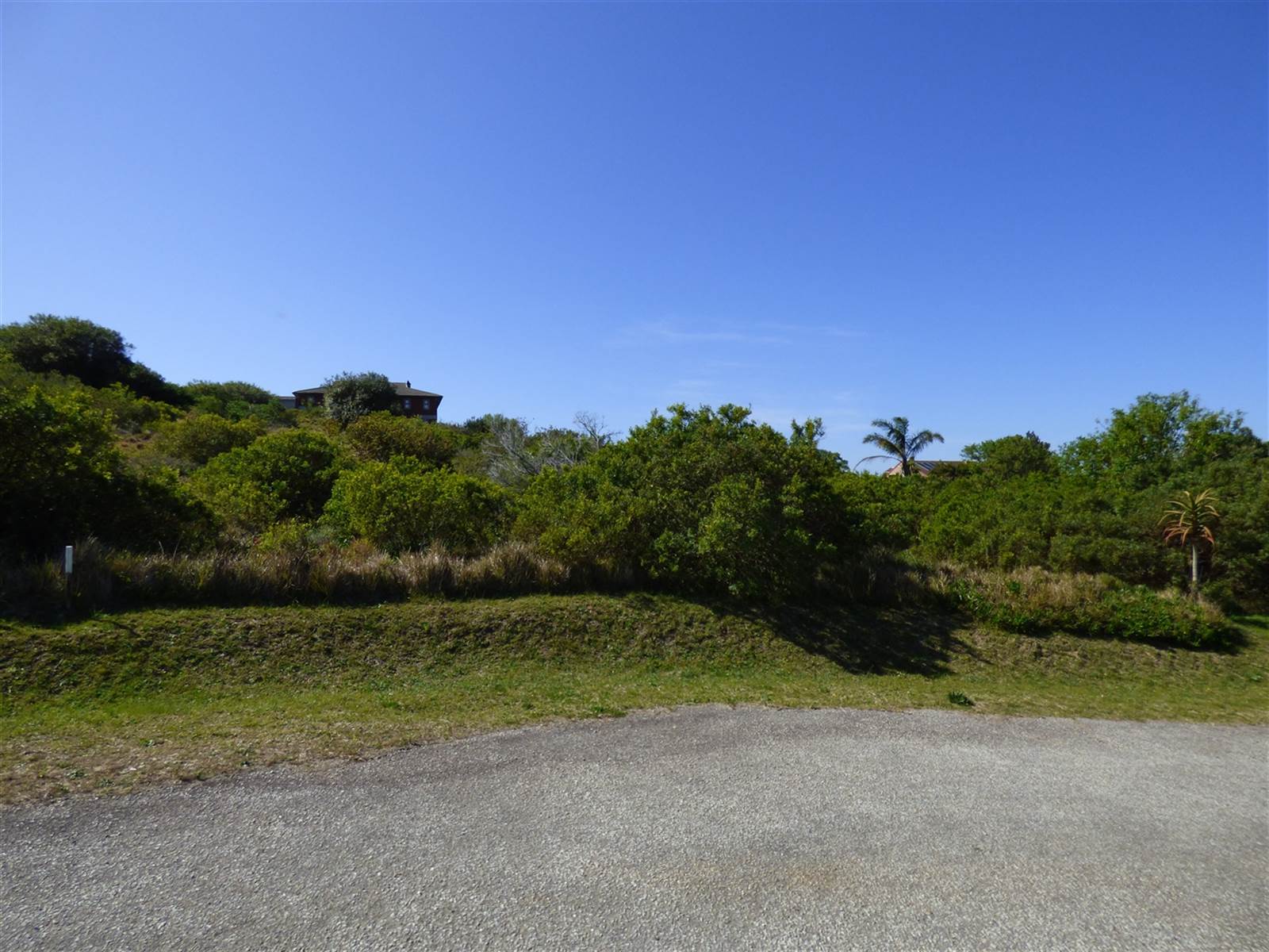 1090 m² Land available in Port Alfred photo number 3
