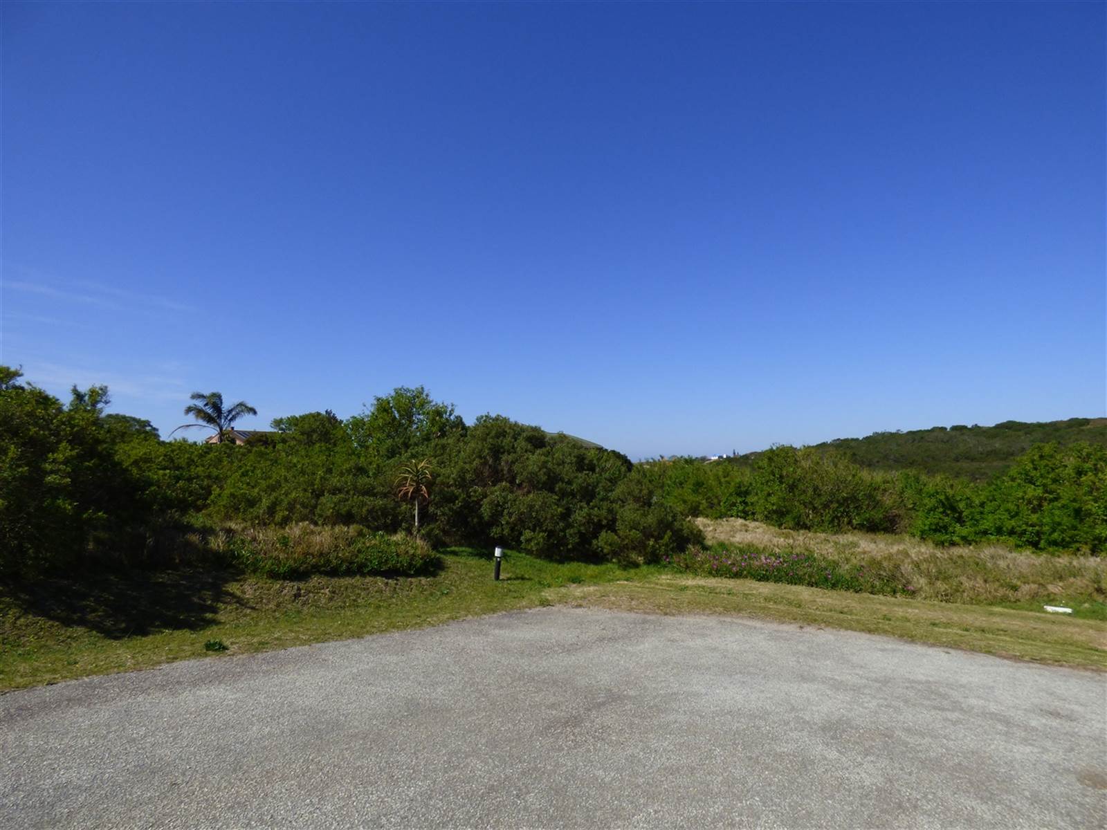 1090 m² Land available in Port Alfred photo number 2