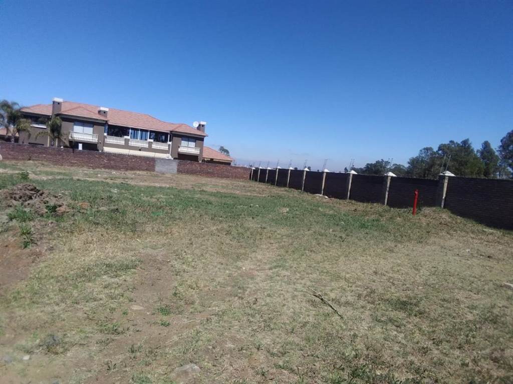 949 m² Land available in Helderwyk photo number 1
