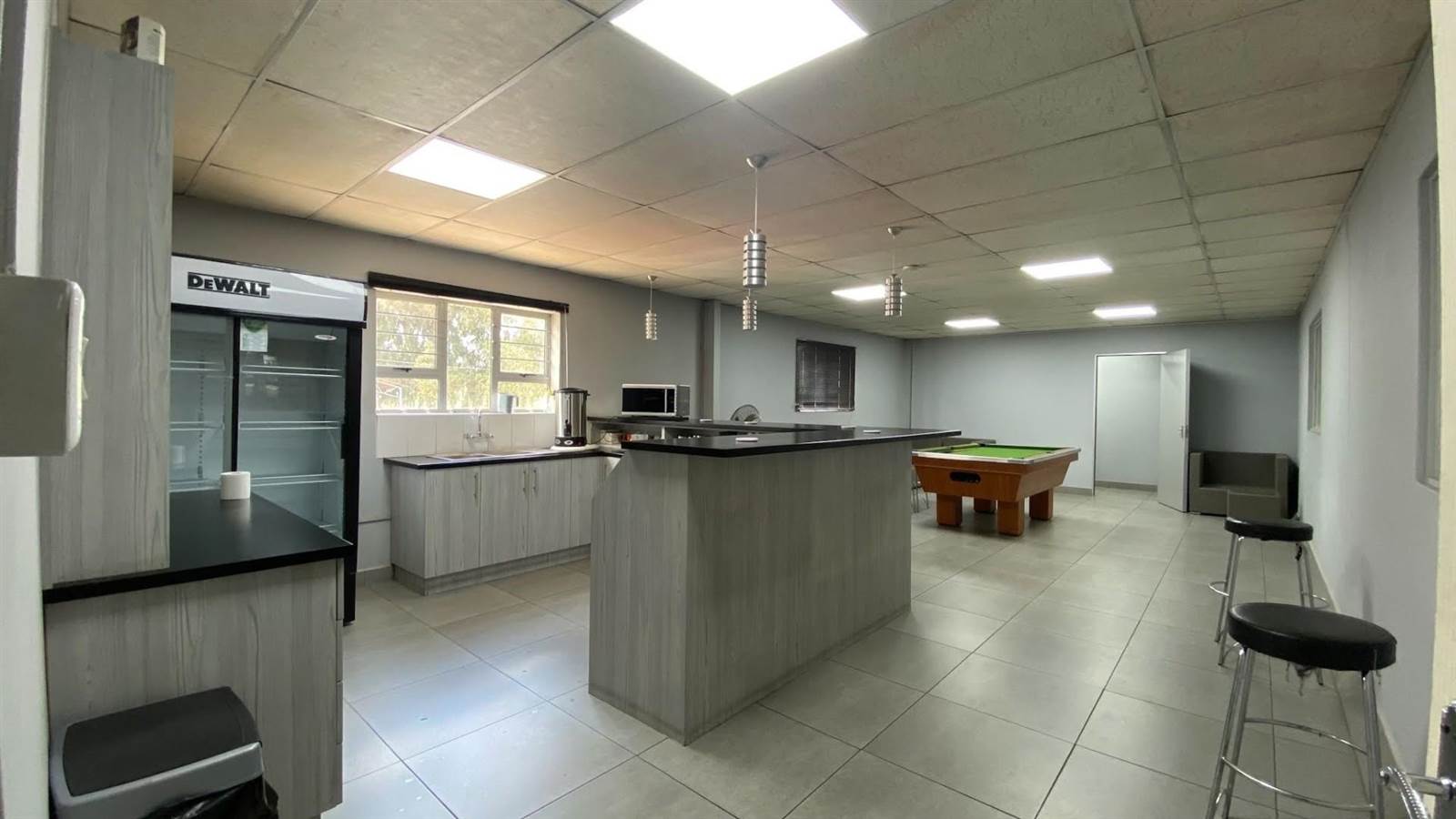 1500  m² Commercial space in Turffontein photo number 7