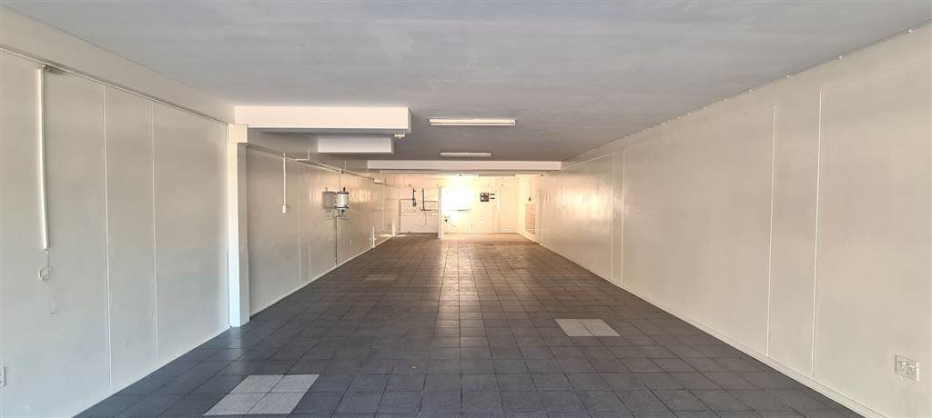 126  m² Retail Space in Die Bult photo number 4