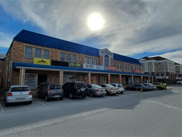 160  m² Commercial space