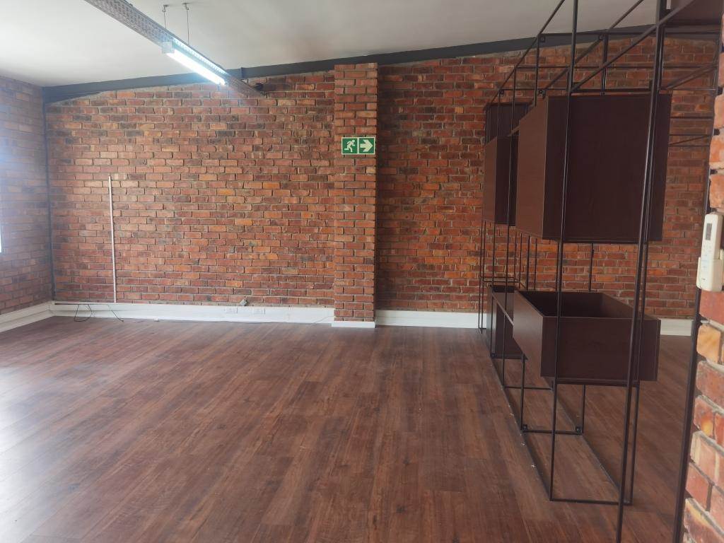 120  m² Commercial space in Woodstock photo number 8