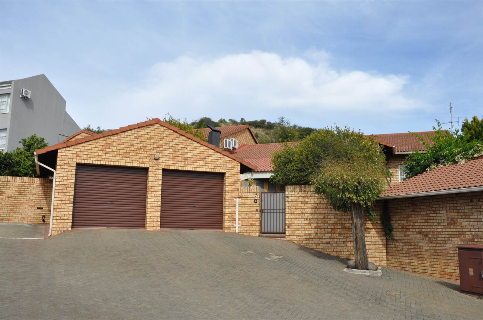 3 Bed Townhouse in Baysvalley photo number 1