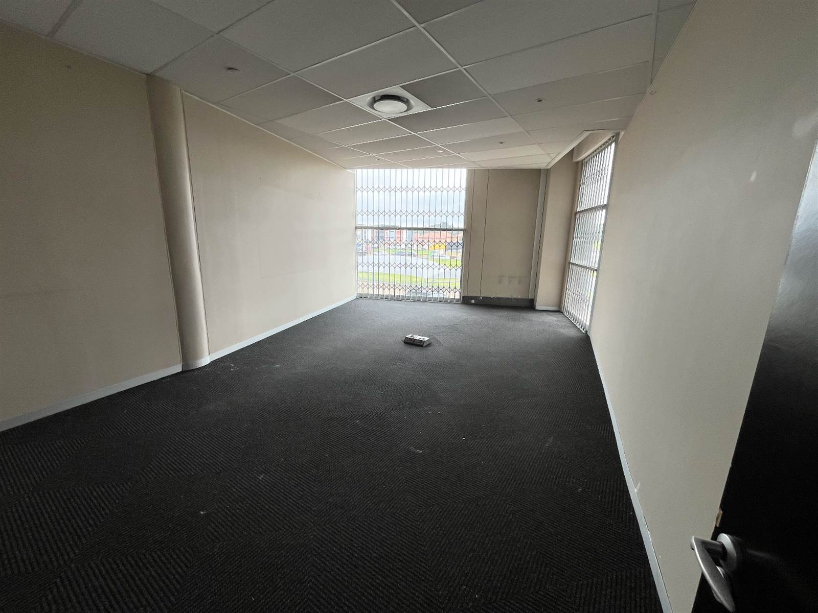 636  m² Commercial space in Bedfordview photo number 6