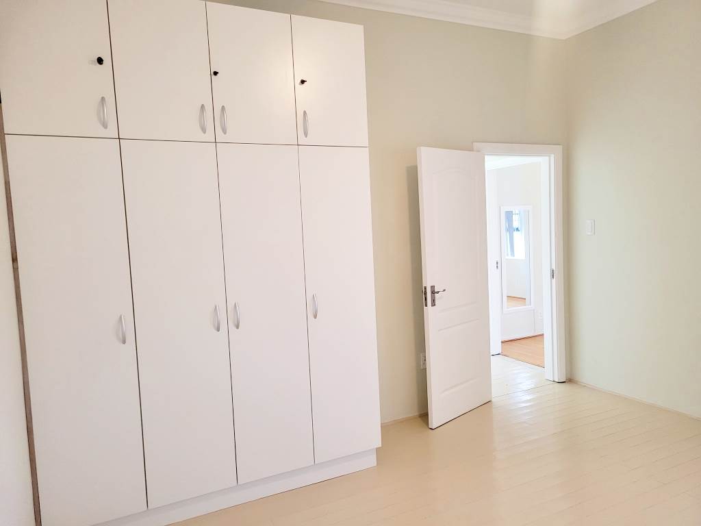 2 Bed Apartment in Agulhas photo number 9