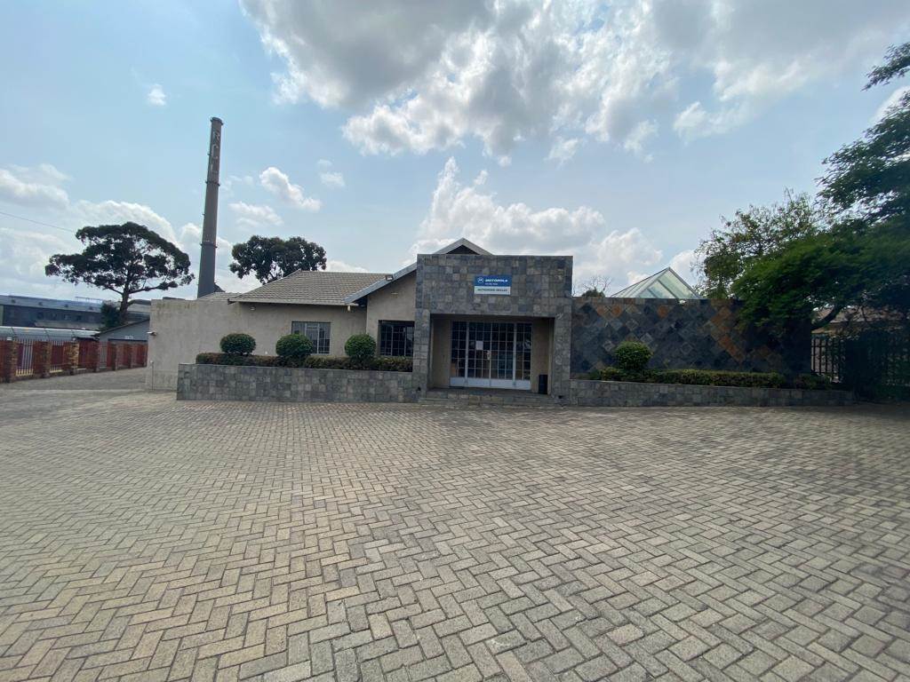 529  m² Commercial space in Witbank Central photo number 2