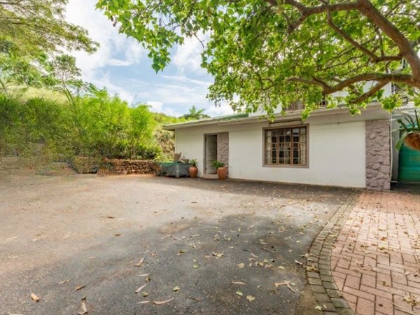3 Bedroom House 3 Bedroom House