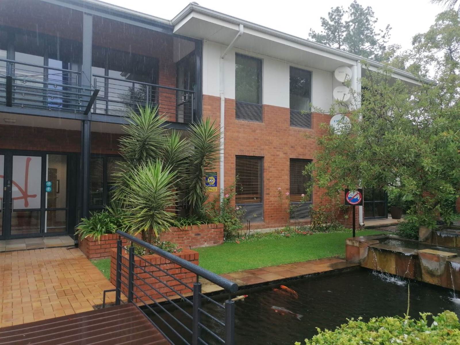 178  m² Office Space in Bryanston photo number 2