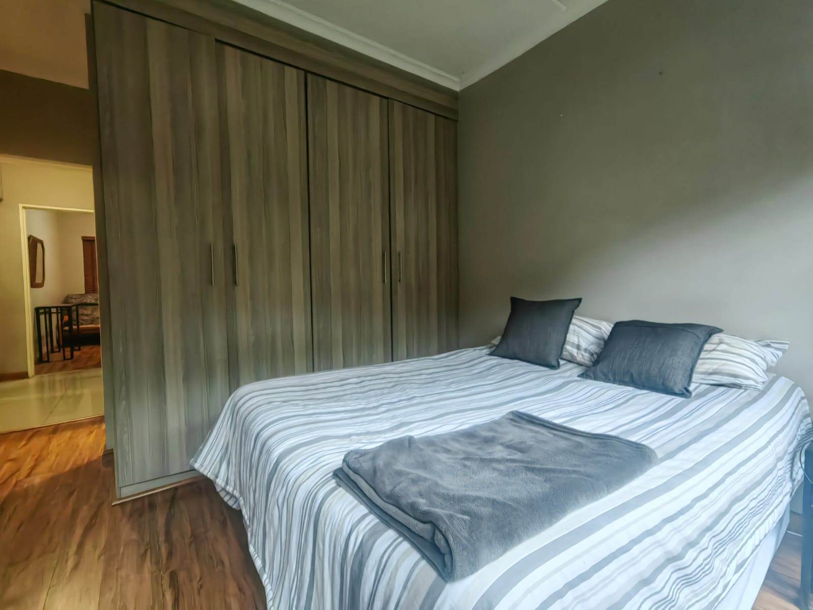 2 Bed Apartment in Van Der Hoff Park photo number 5