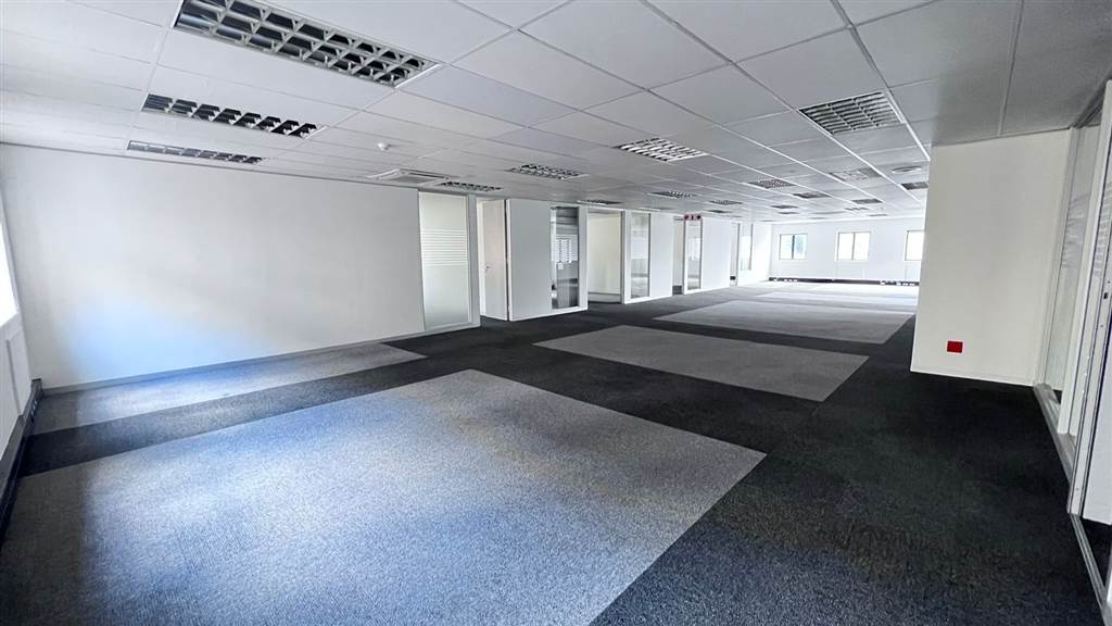 430  m² Commercial space in Strubens Valley photo number 10