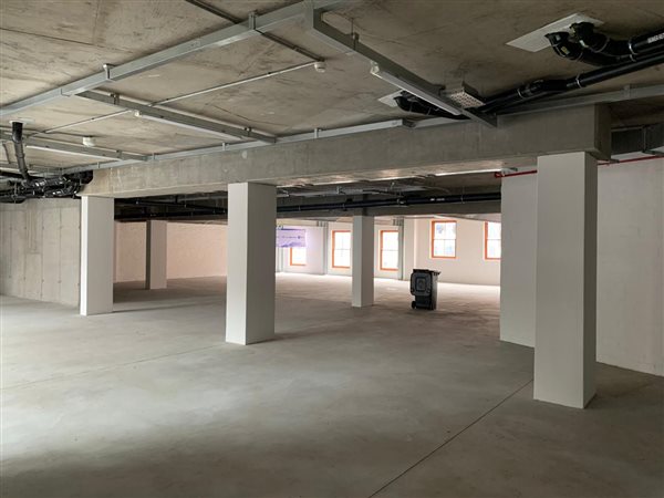 368  m² Commercial space