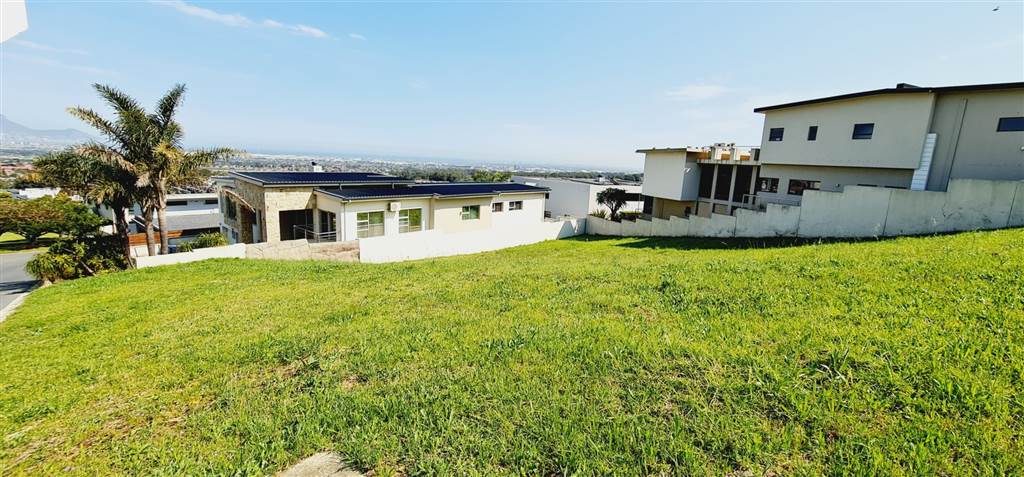 869 m² Land available in Plattekloof photo number 6