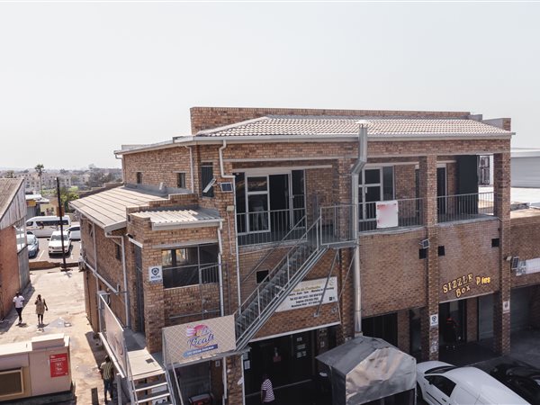 55  m² Commercial space in Westcliff
