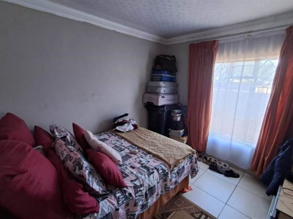 3 Bedroom House 3 Bedroom House