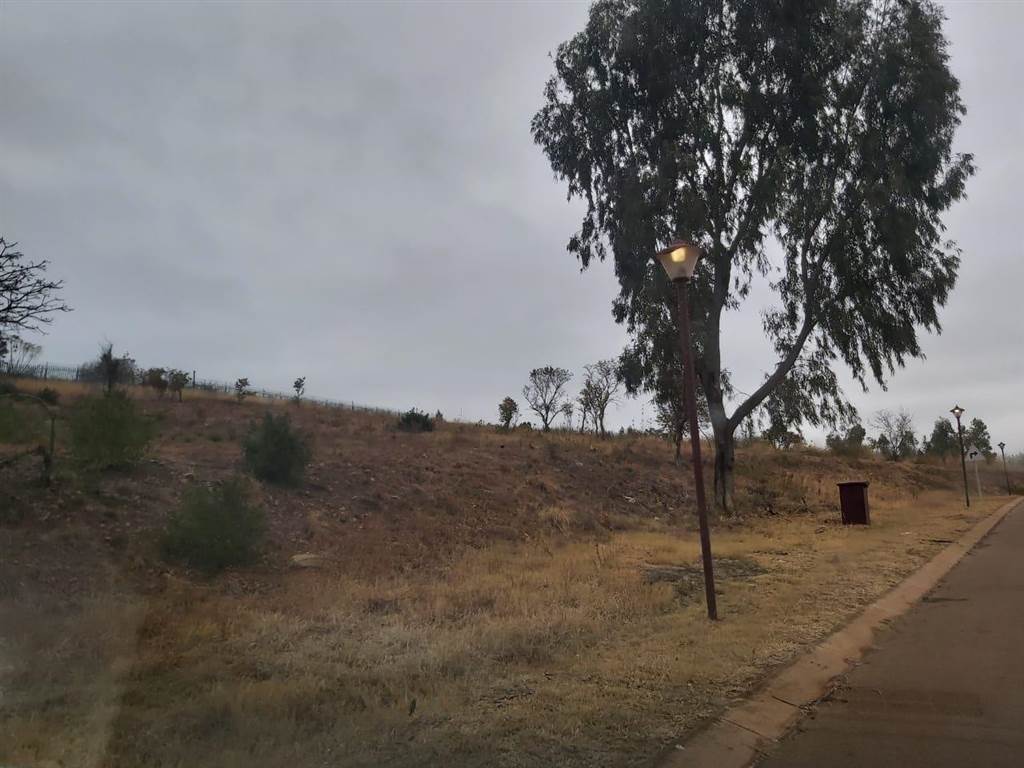 9654 m² Land available in Magaliesberg Country Estate photo number 3