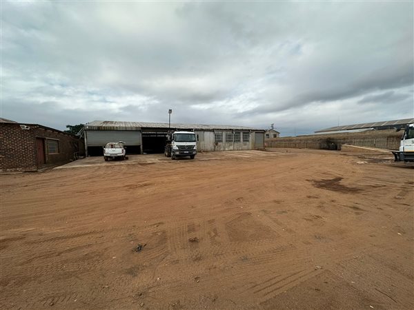 1883  m² Industrial space in Krugersdorp North