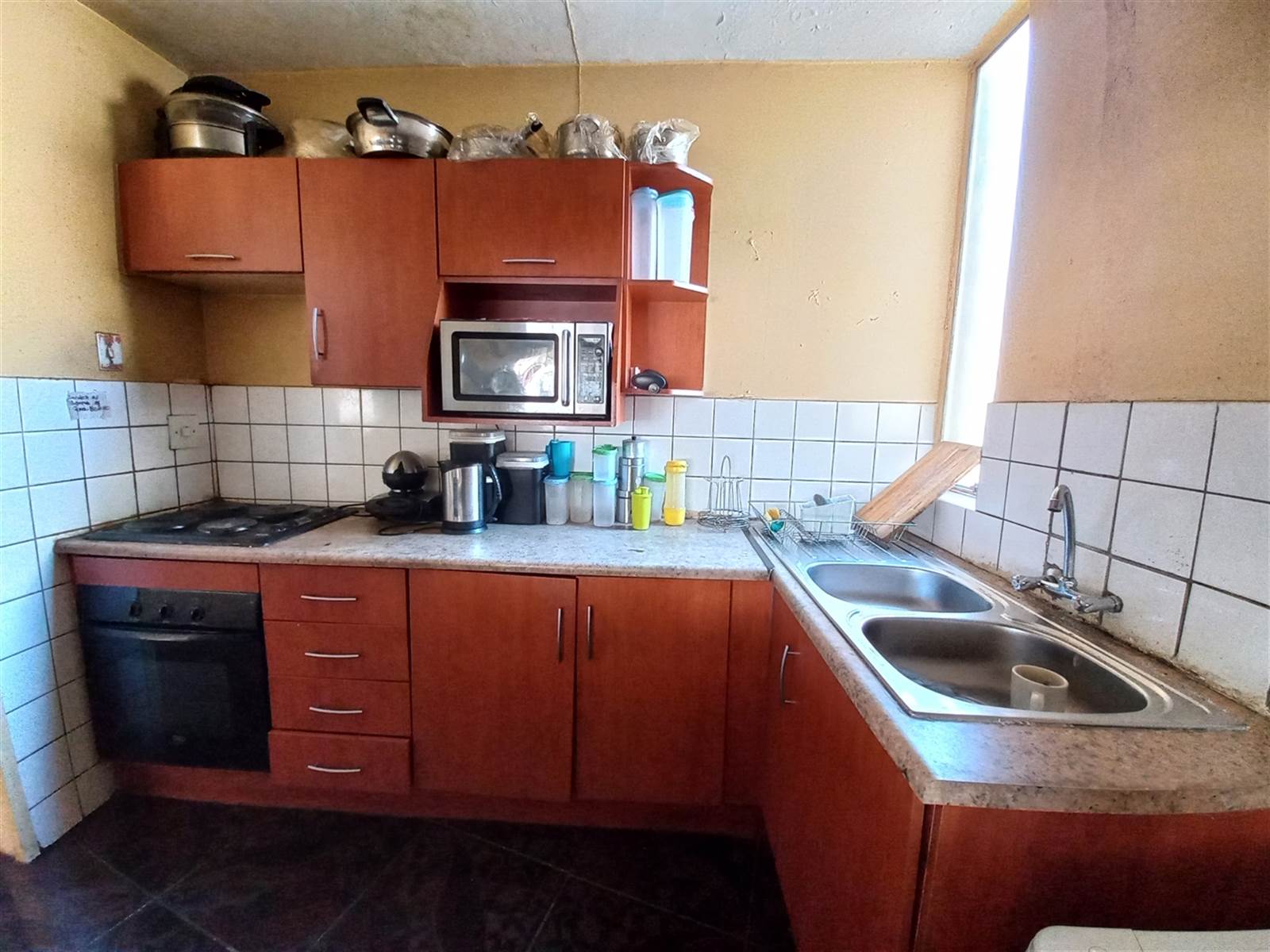 2 Bed Flat in Pretoria Central photo number 3