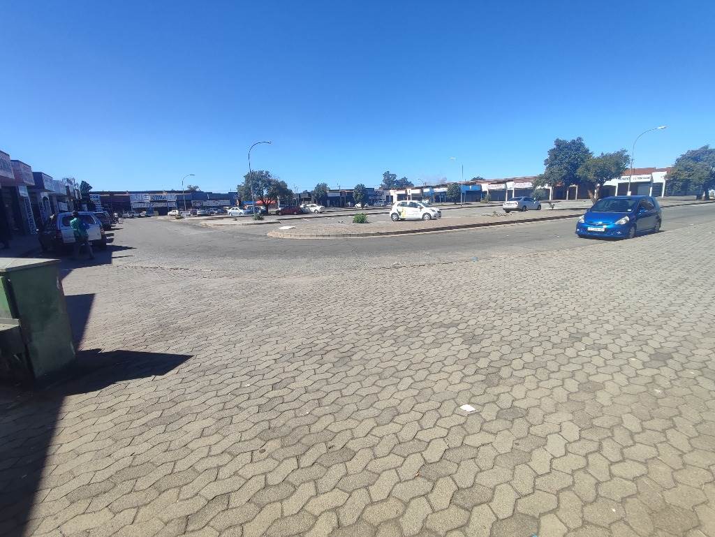 216  m² Retail Space in Vereeniging Central photo number 21