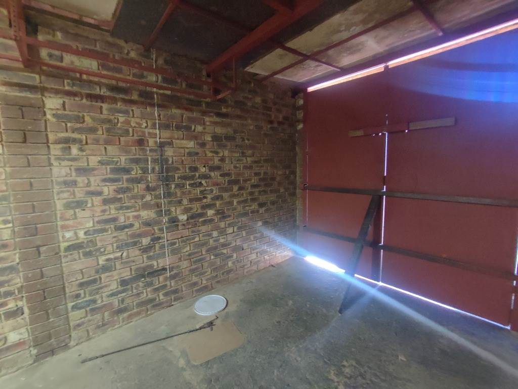216  m² Retail Space in Vereeniging Central photo number 10
