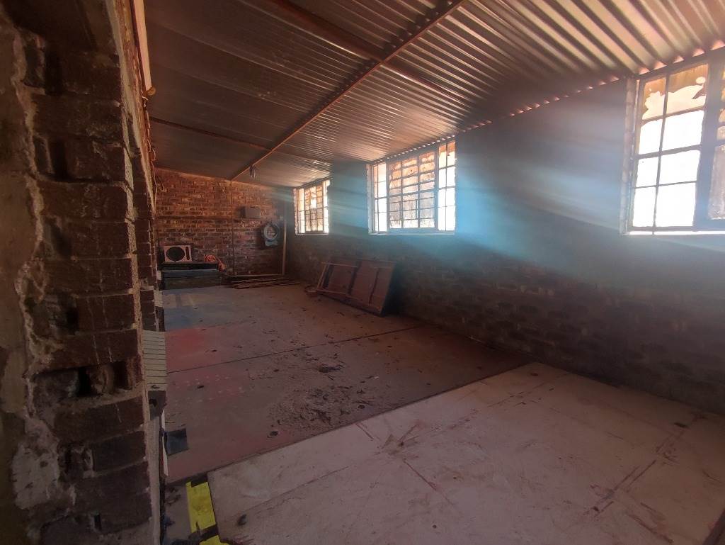 216  m² Retail Space in Vereeniging Central photo number 4