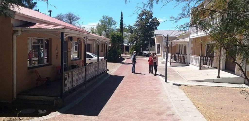 Commercial space in Beaufort West photo number 29