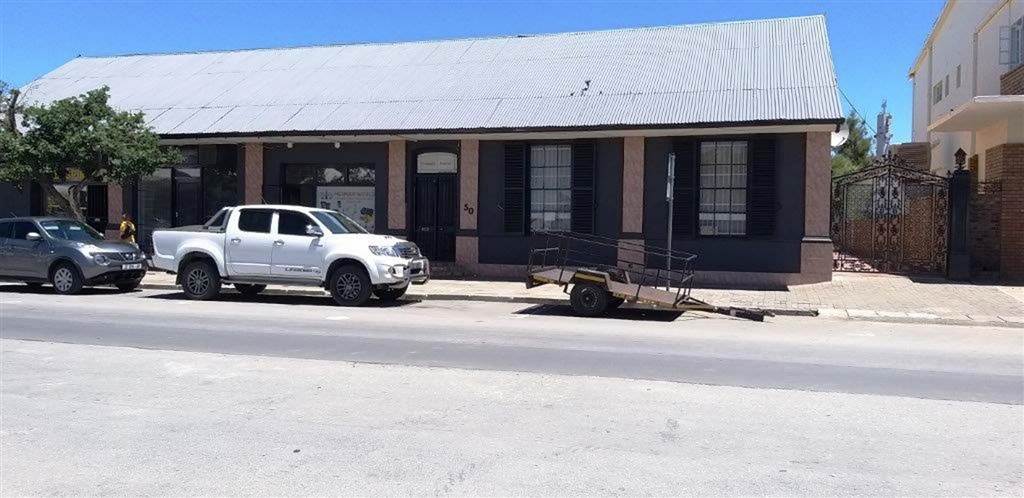 Commercial space in Beaufort West photo number 2