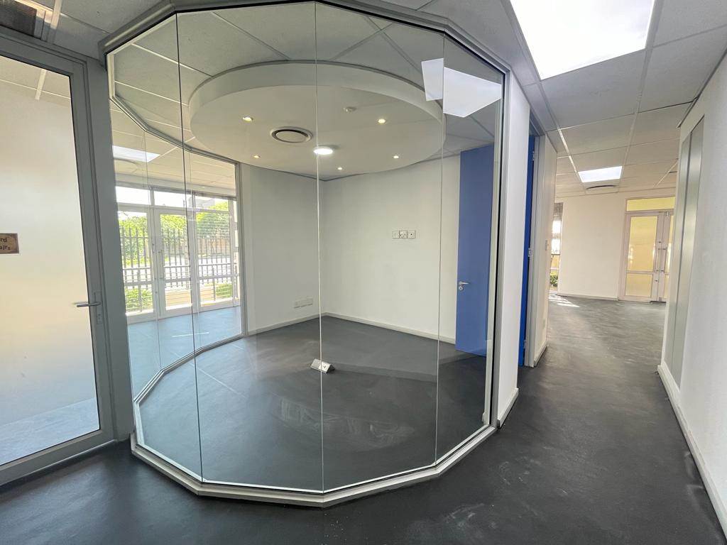 261  m² Commercial space in Fourways photo number 9