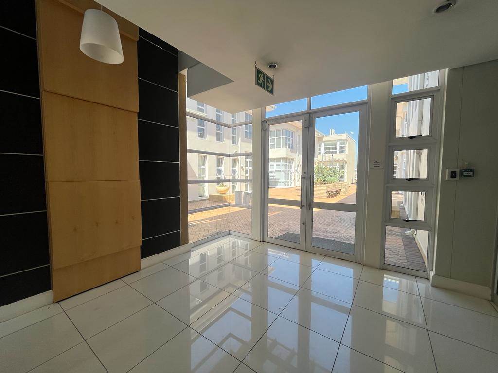 261  m² Commercial space in Fourways photo number 14