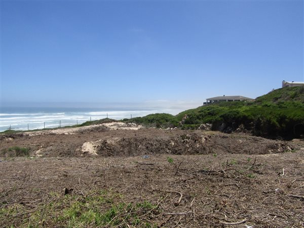 678 m² Land available in Oyster Bay