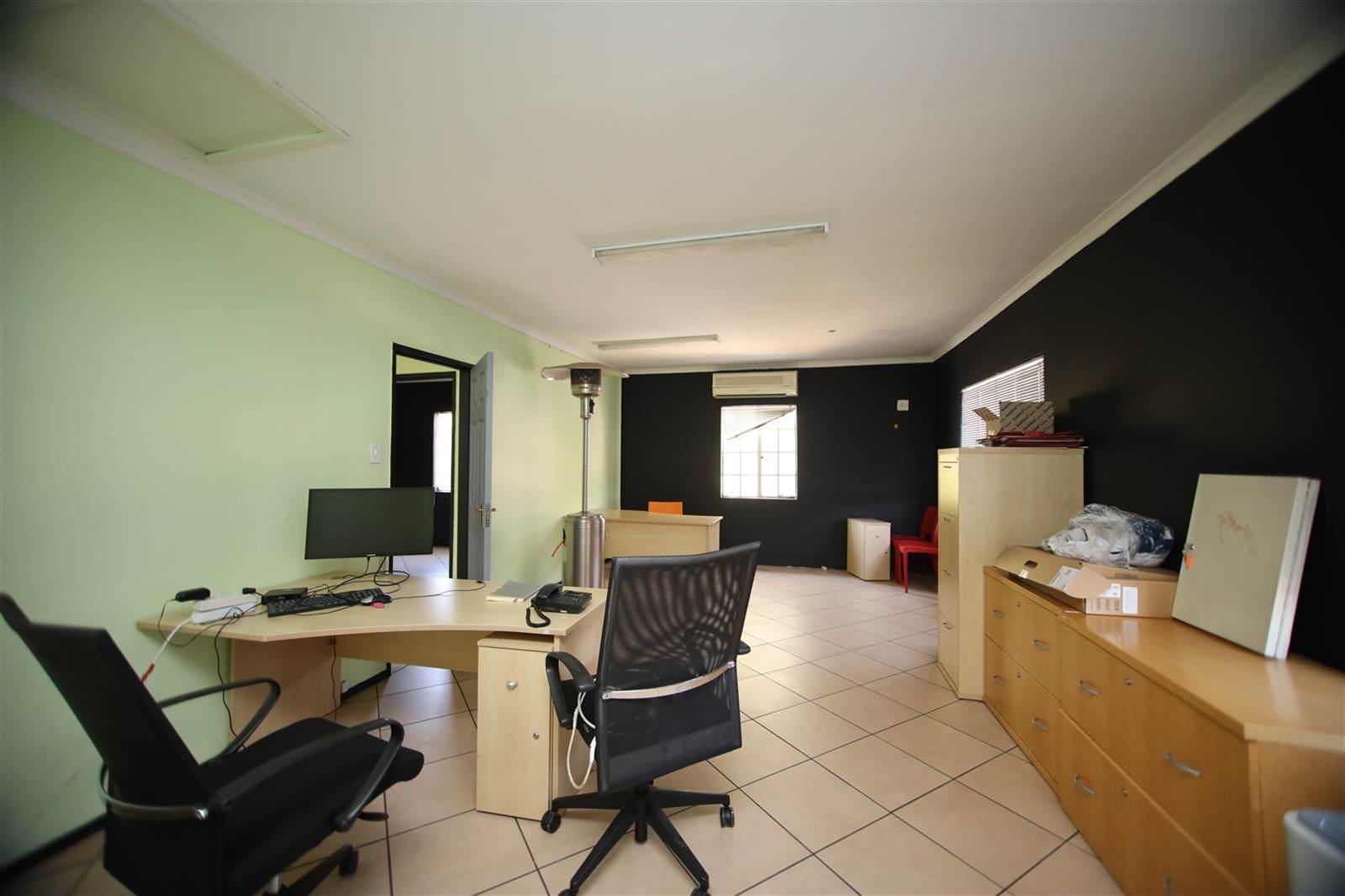 Office space in Kleinfontein photo number 14