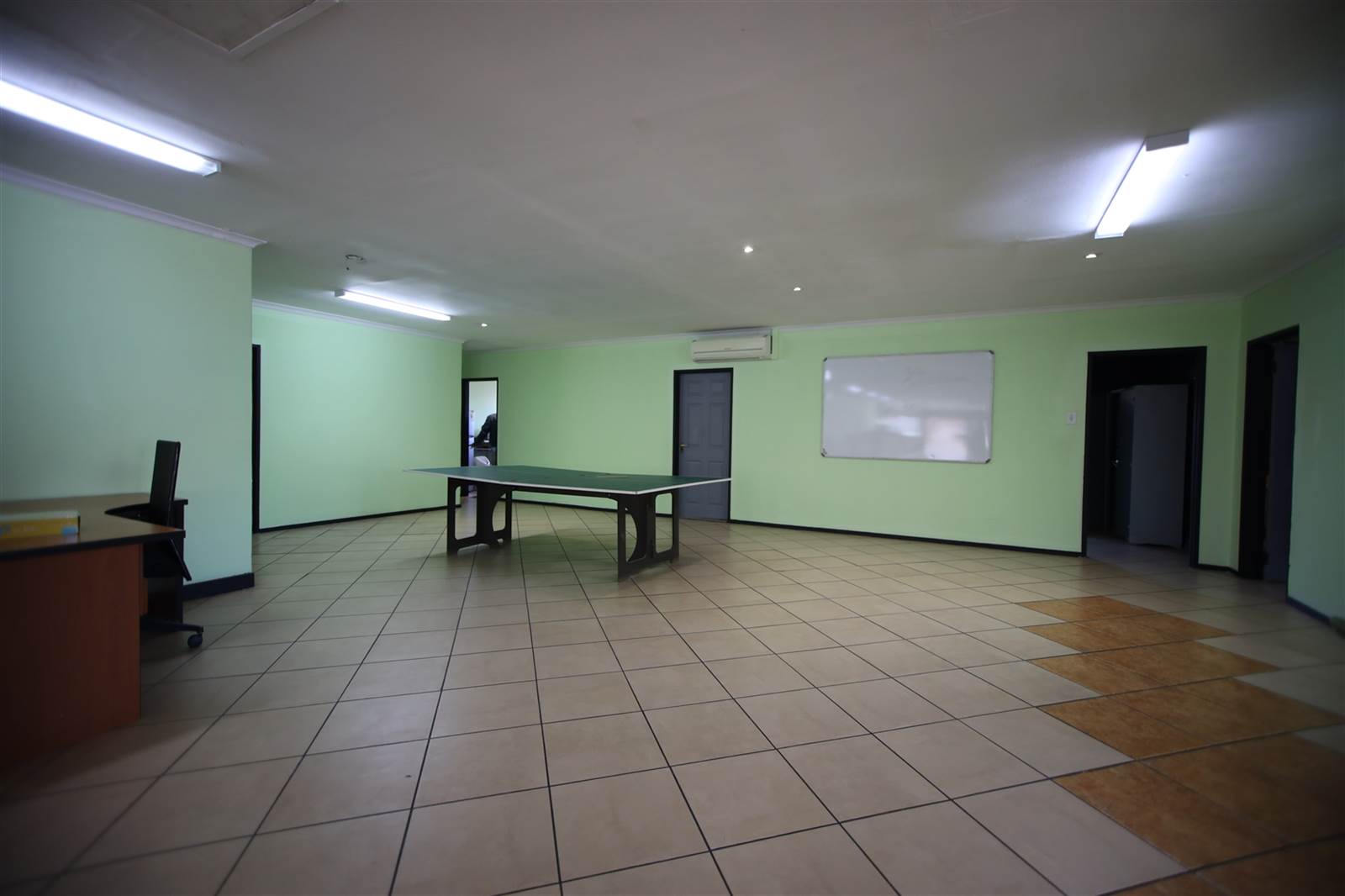 Office space in Kleinfontein photo number 18