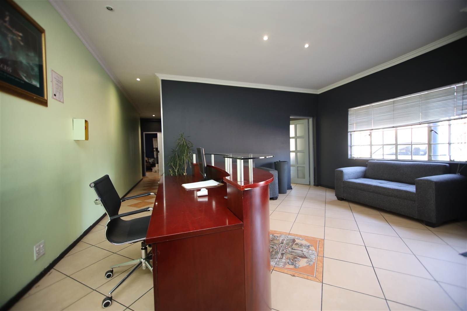 Office space in Kleinfontein photo number 4