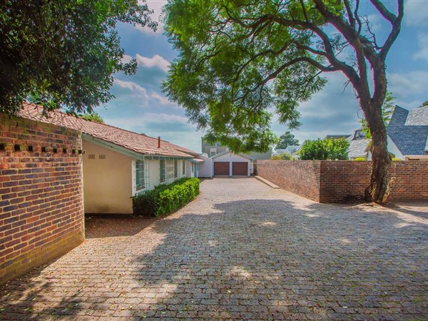 3 Bedroom House 3 Bedroom House
