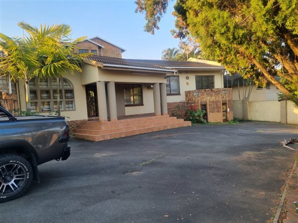 4 Bed House in Woodhaven