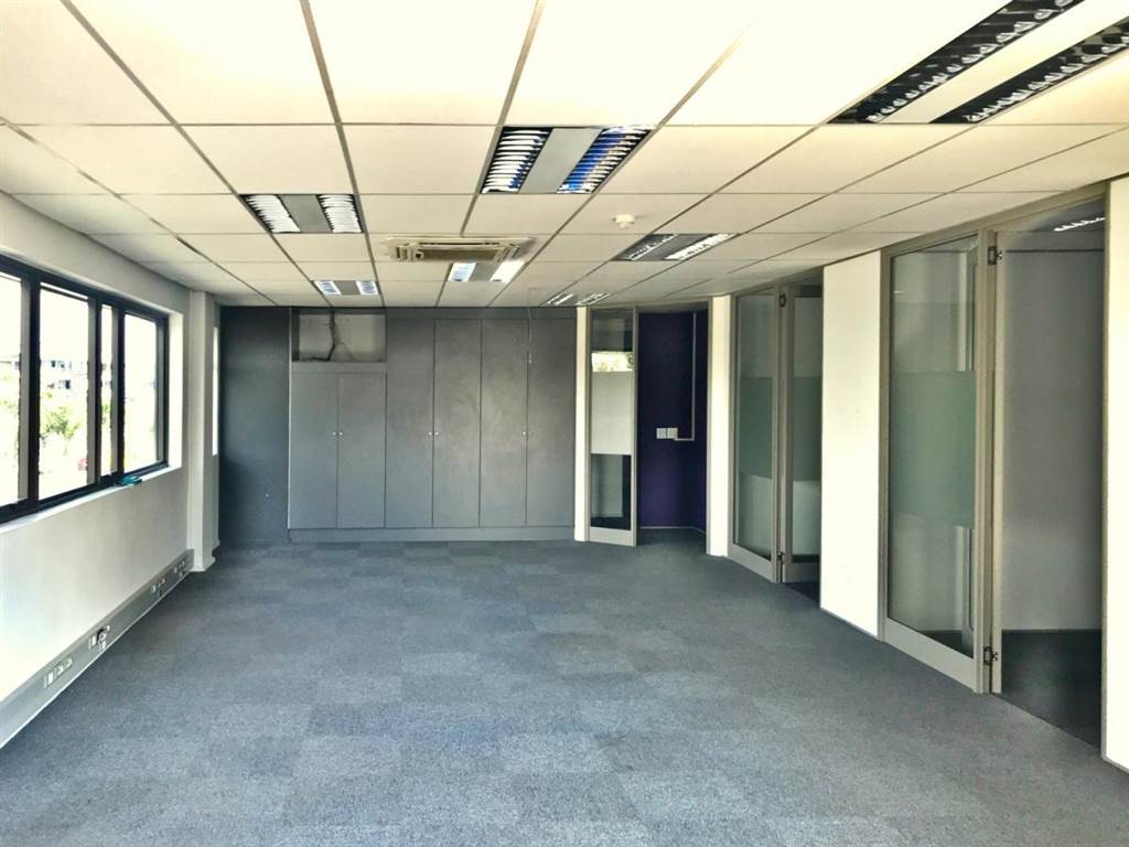 177  m² Office Space in Bedfordview photo number 5