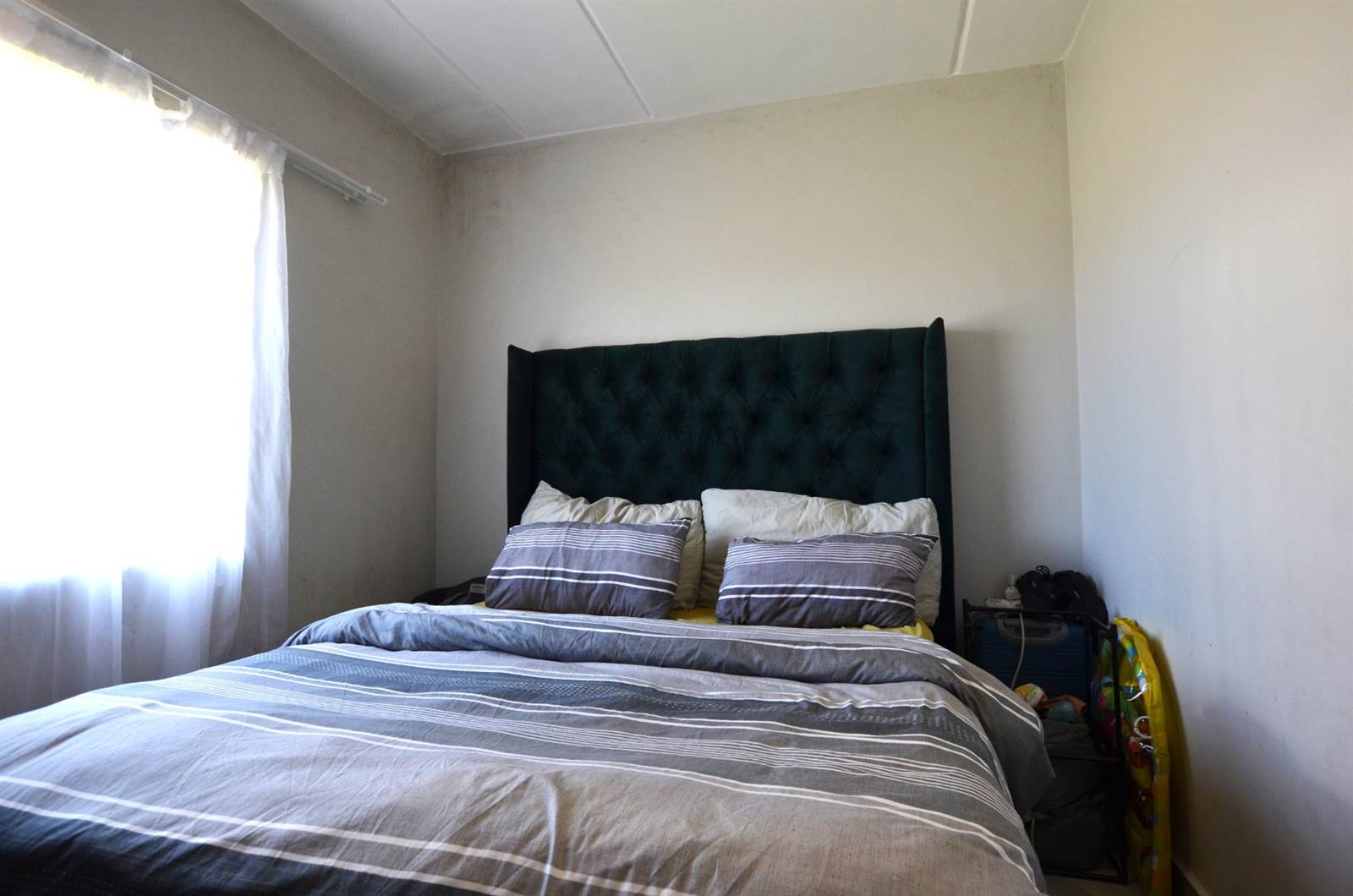 2 Bed Apartment in Scottsdene photo number 9