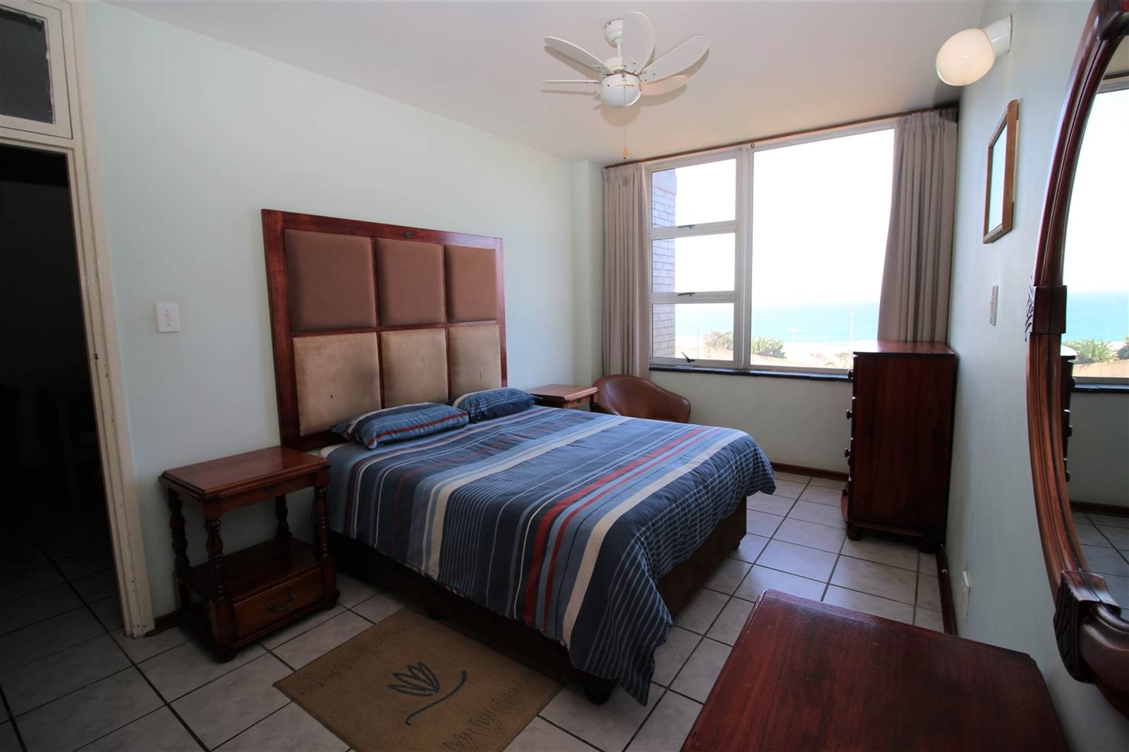 1 Bed Flat in Scottburgh Central photo number 6