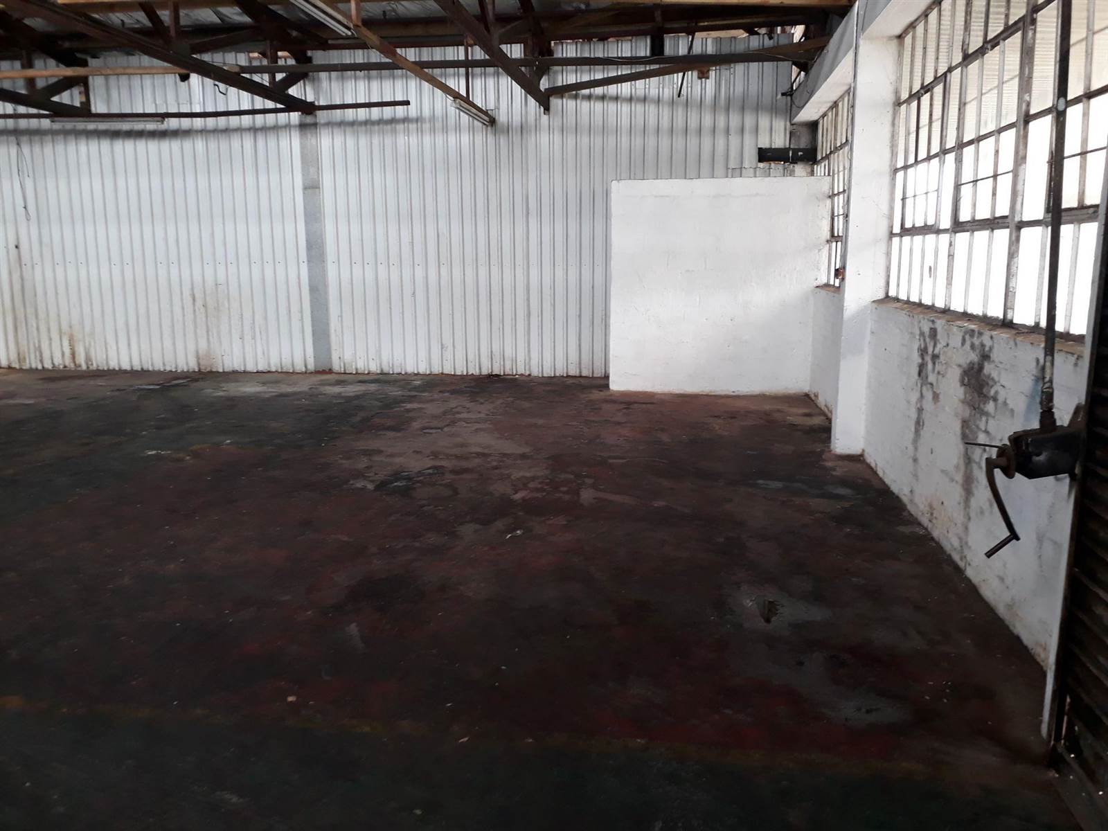 695.42  m² Industrial space in Prospecton Industrial photo number 3