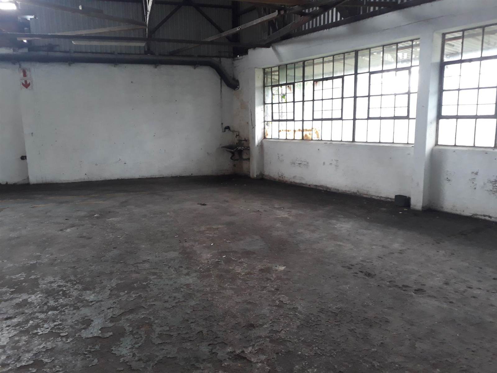 695.42  m² Industrial space in Prospecton Industrial photo number 2