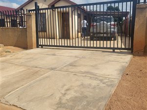 3 Bed House in Soshanguve B