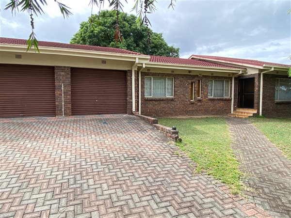 3 Bedroom House 3 Bedroom House