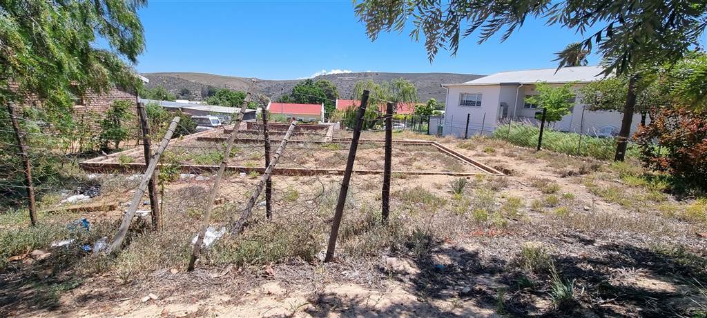 653 m² Land available in Uniondale photo number 4
