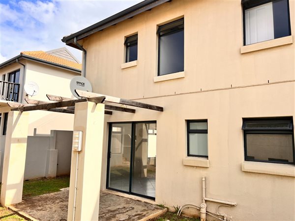 3 Bedroom Townhouse 3 Bedroom Townhouse