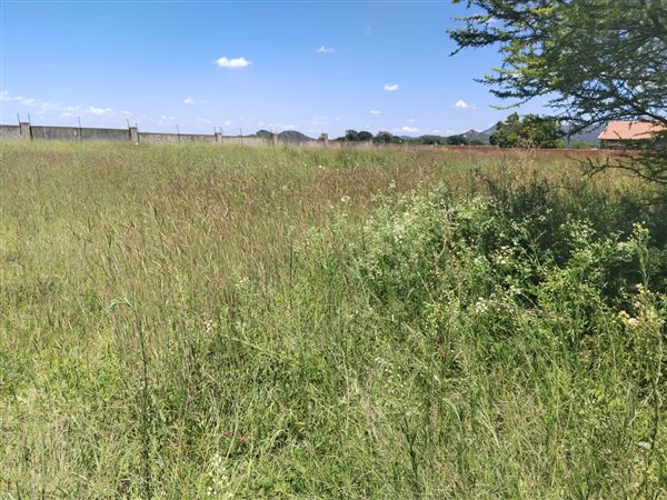 642 m² Land available in Brits Central
