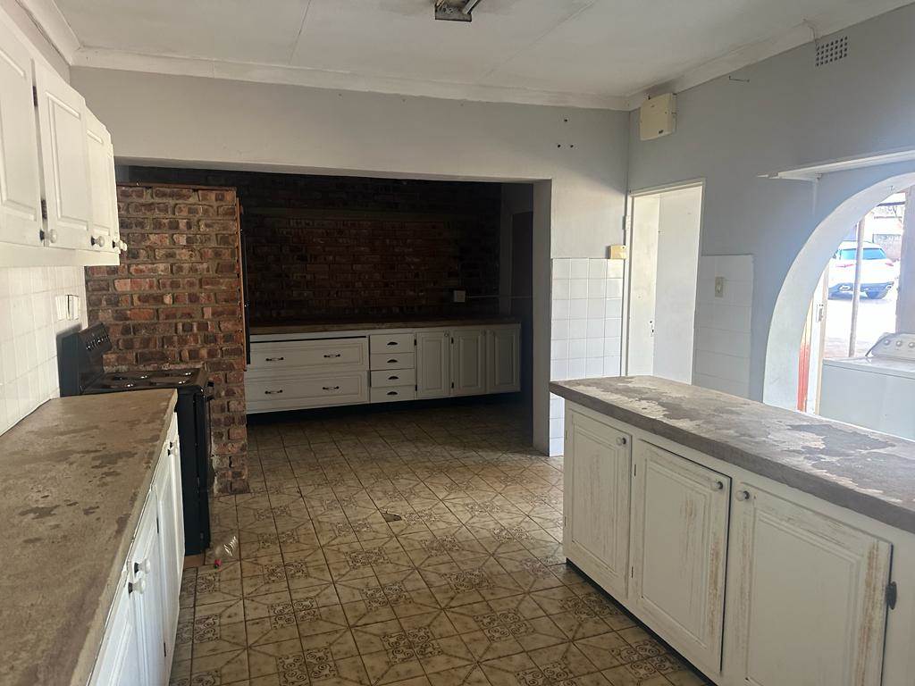 5 Bed House in Raslouw AH photo number 4