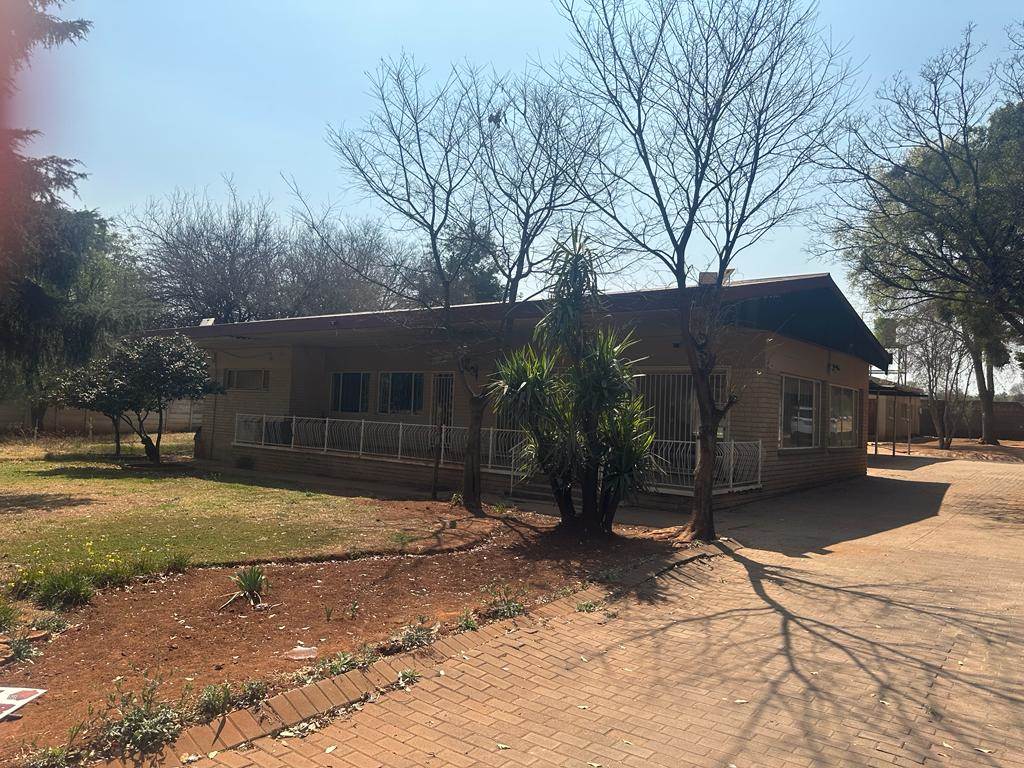 5 Bed House in Raslouw AH photo number 10